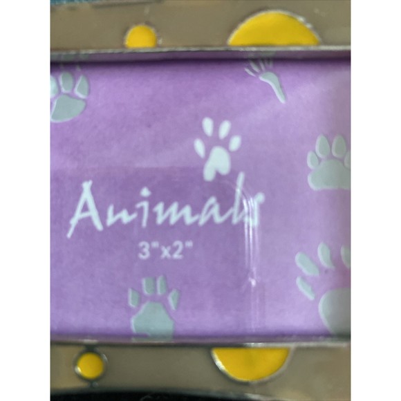 Small  Metal  Cat Picture Frame  . Glass Front. Fits Small Picture 3x2 Inches. - Picture 2 of 9